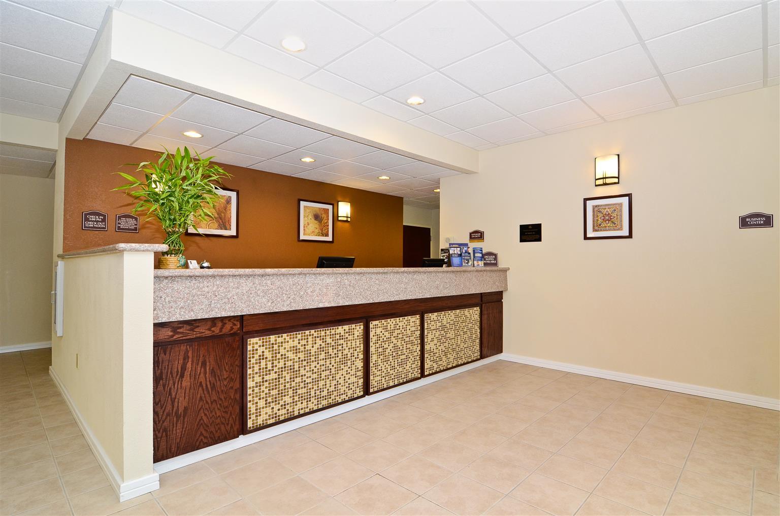 Best Western Plus Springfield Airport Inn Dalaman gambar